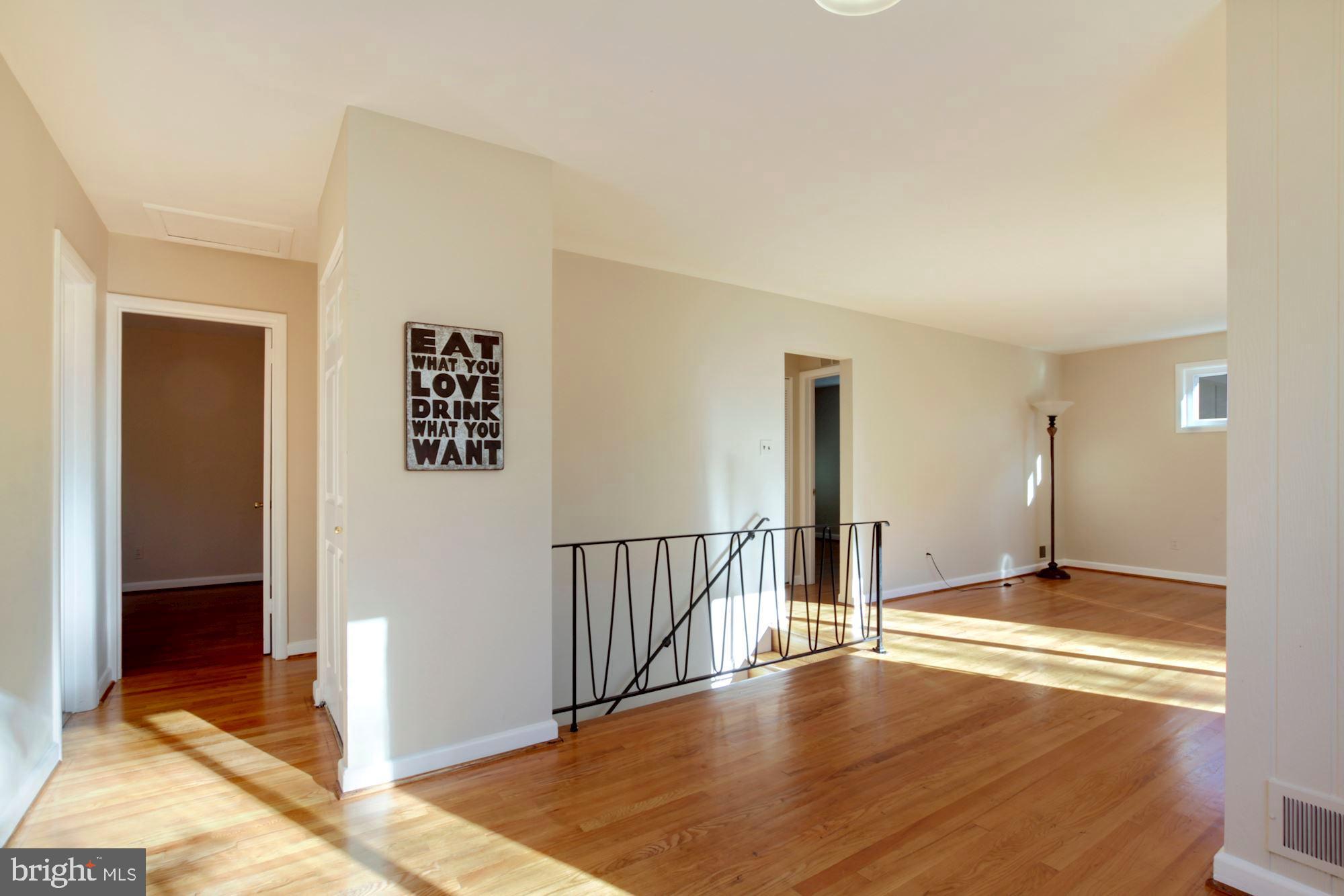 9834 Cherry Tree Lane Silver Spring, MD 20901 - Photo 21 of 49