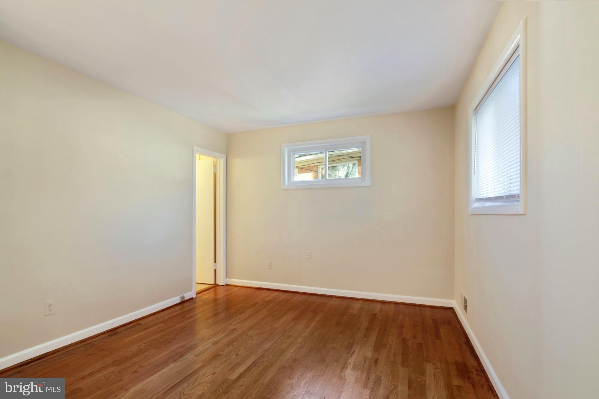 9834 Cherry Tree Lane Silver Spring, MD 20901 - Photo 28 of 49