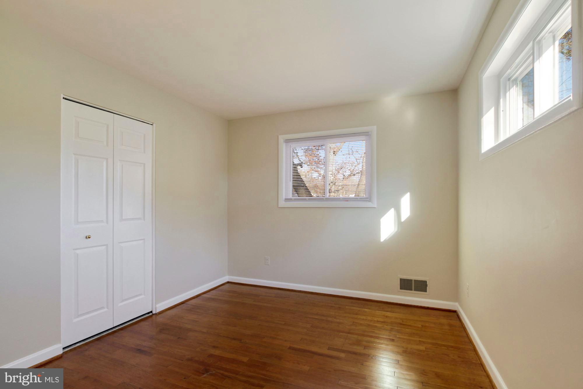 9834 Cherry Tree Lane Silver Spring, MD 20901 - Photo 30 of 49