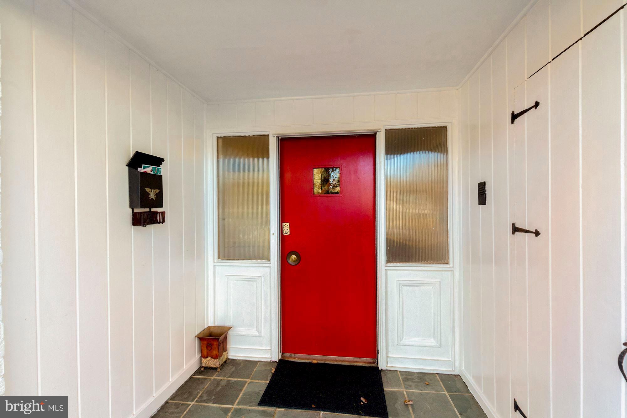 9834 Cherry Tree Lane Silver Spring, MD 20901 - Photo 4 of 49