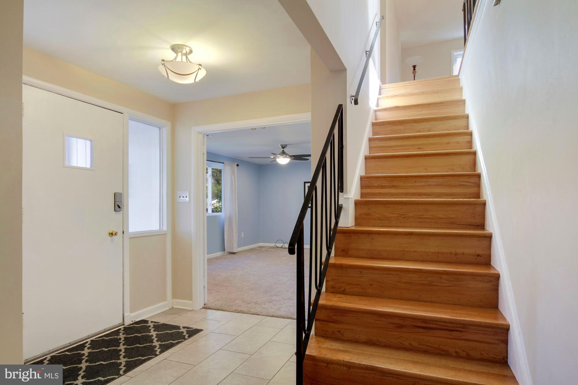 9834 Cherry Tree Lane Silver Spring, MD 20901 - Photo 6 of 49