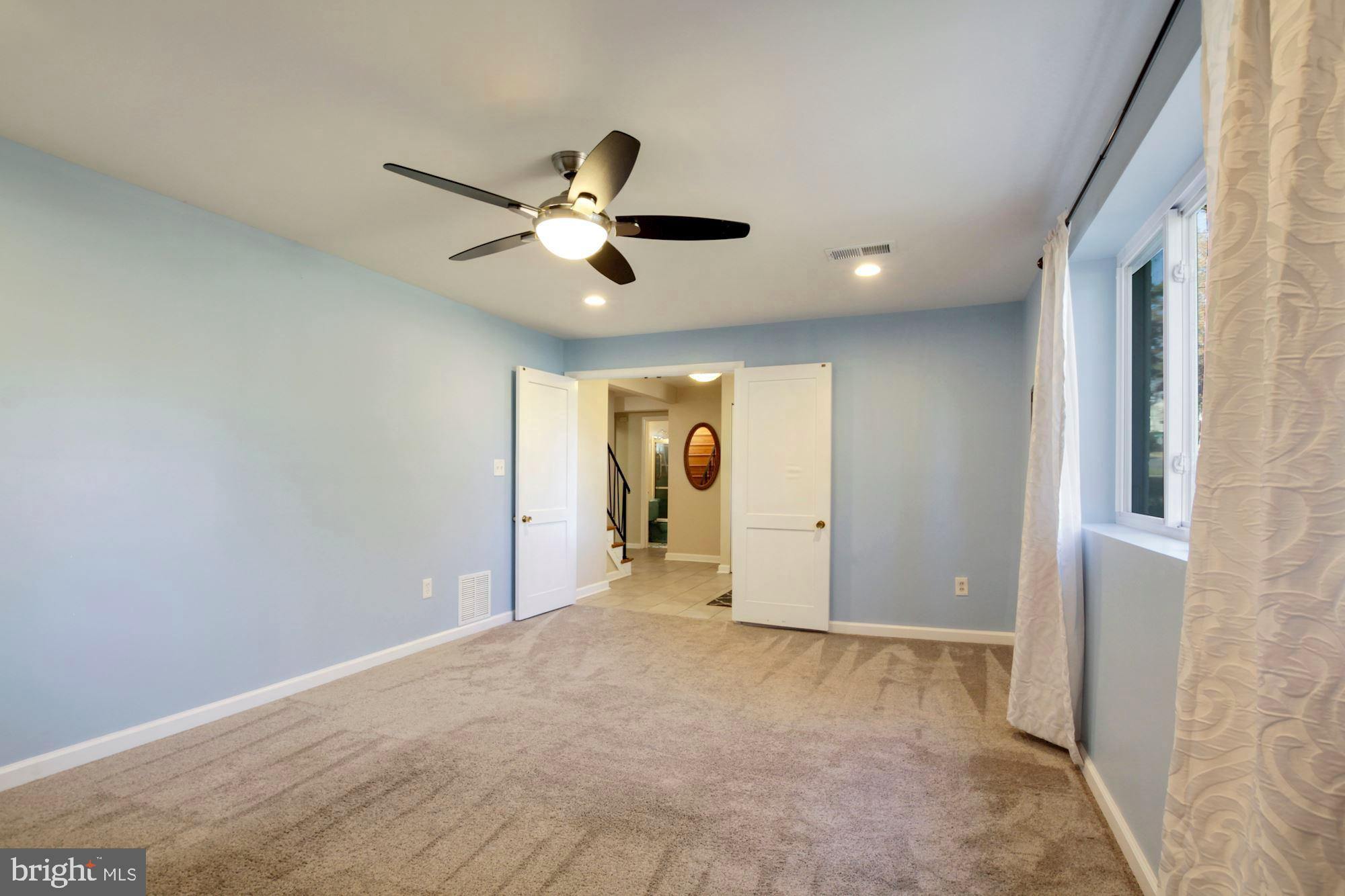 9834 Cherry Tree Lane Silver Spring, MD 20901 - Photo 8 of 49