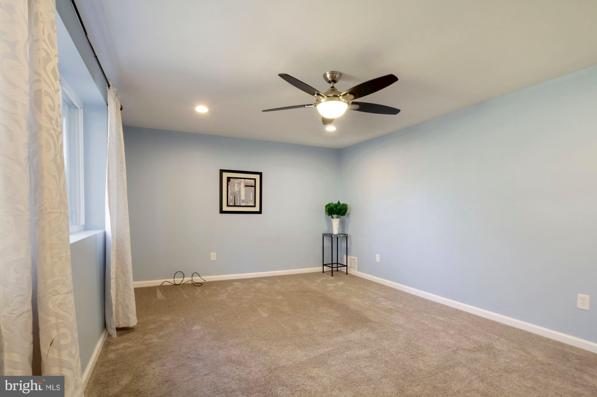 9834 Cherry Tree Lane Silver Spring, MD 20901 - Photo 9 of 49