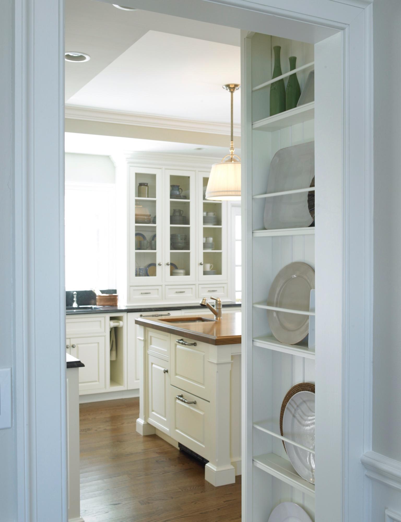 44 Valley Road New Canaan, CT 06840 - Photo 12 of 31 White Kitchen-020549-2