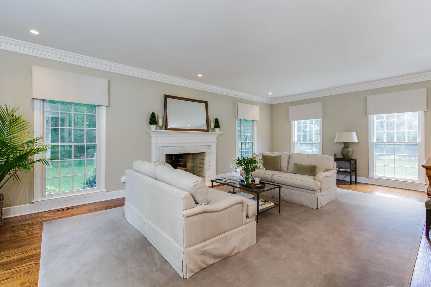 44 Valley Road New Canaan, CT 06840 - Photo 4 of 31 44 Valley Rd New Canaan CT-large-014-33-