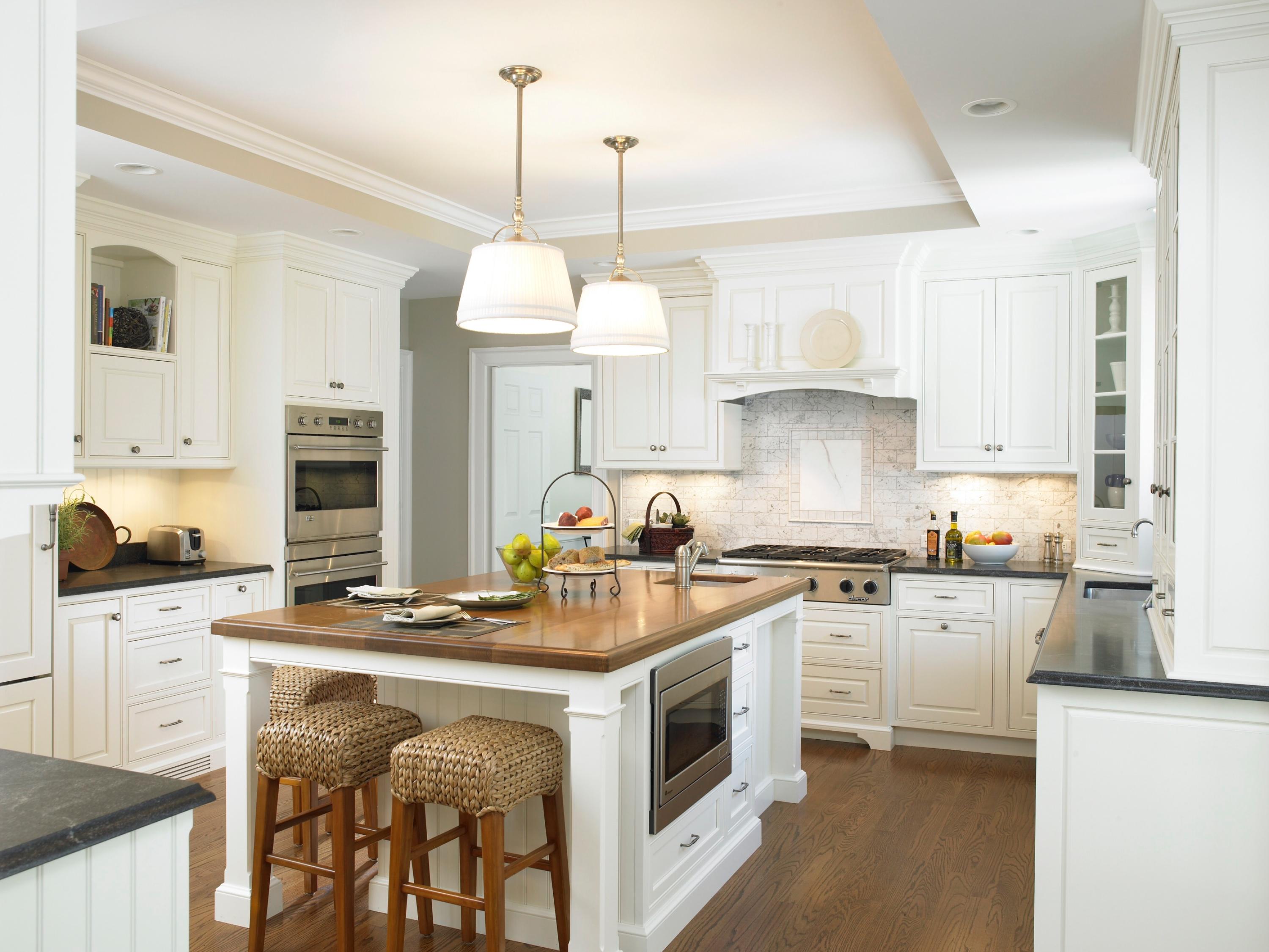 44 Valley Road New Canaan, CT 06840 - Photo 8 of 31 White Kitchen-020503-2