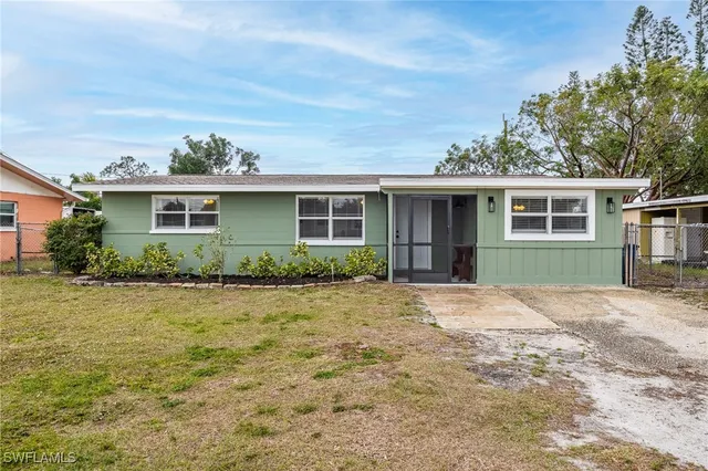 $299,900 | 2184 Barry Drive, Fort Myers, FL 33907