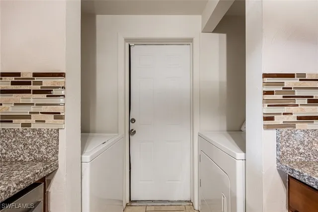 $299,900 | 2184 Barry Drive, Fort Myers, FL 33907