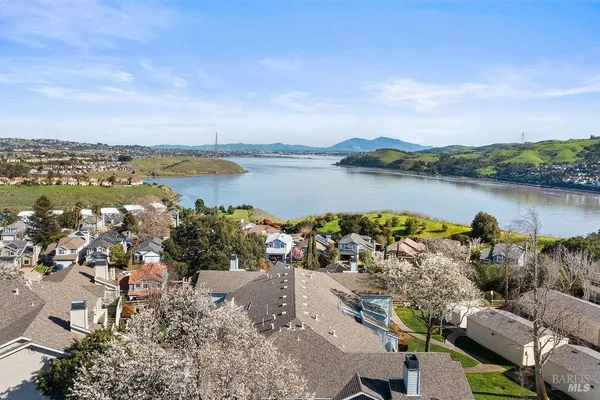 $375,000 | 1201 Glen Cove Parkway, Unit 1505, Vallejo, CA 94591