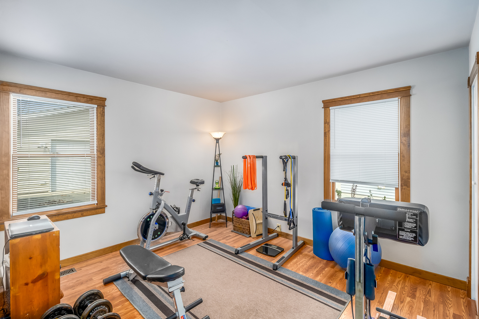 518 Amherst Avenue Romeoville, IL 60446 - Photo 11 of 23 a view of a livingroom with workspace and a window