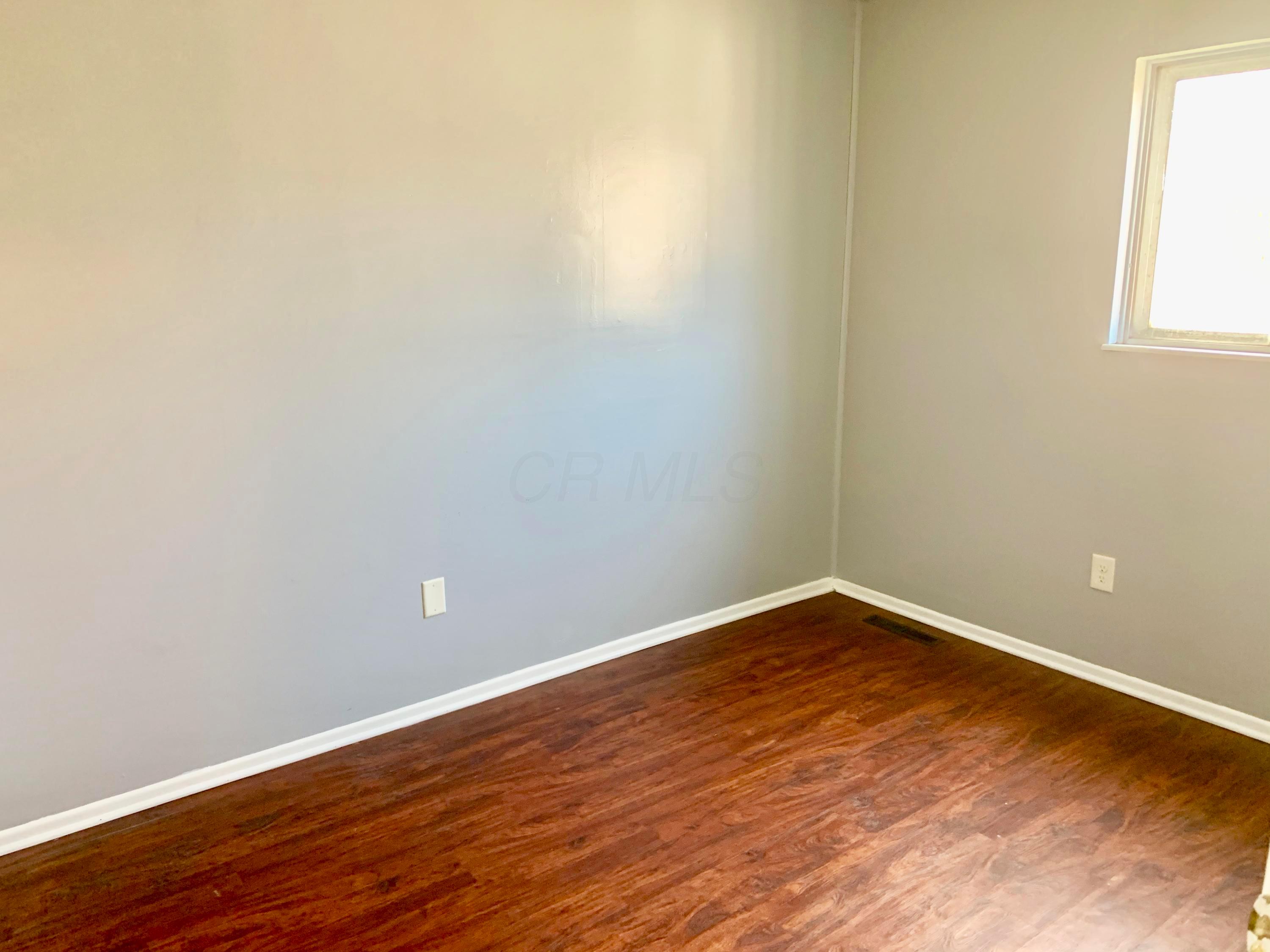 3073 Reynard Road Columbus, OH 43232 - Photo 17 of 30 Gallery Image 17