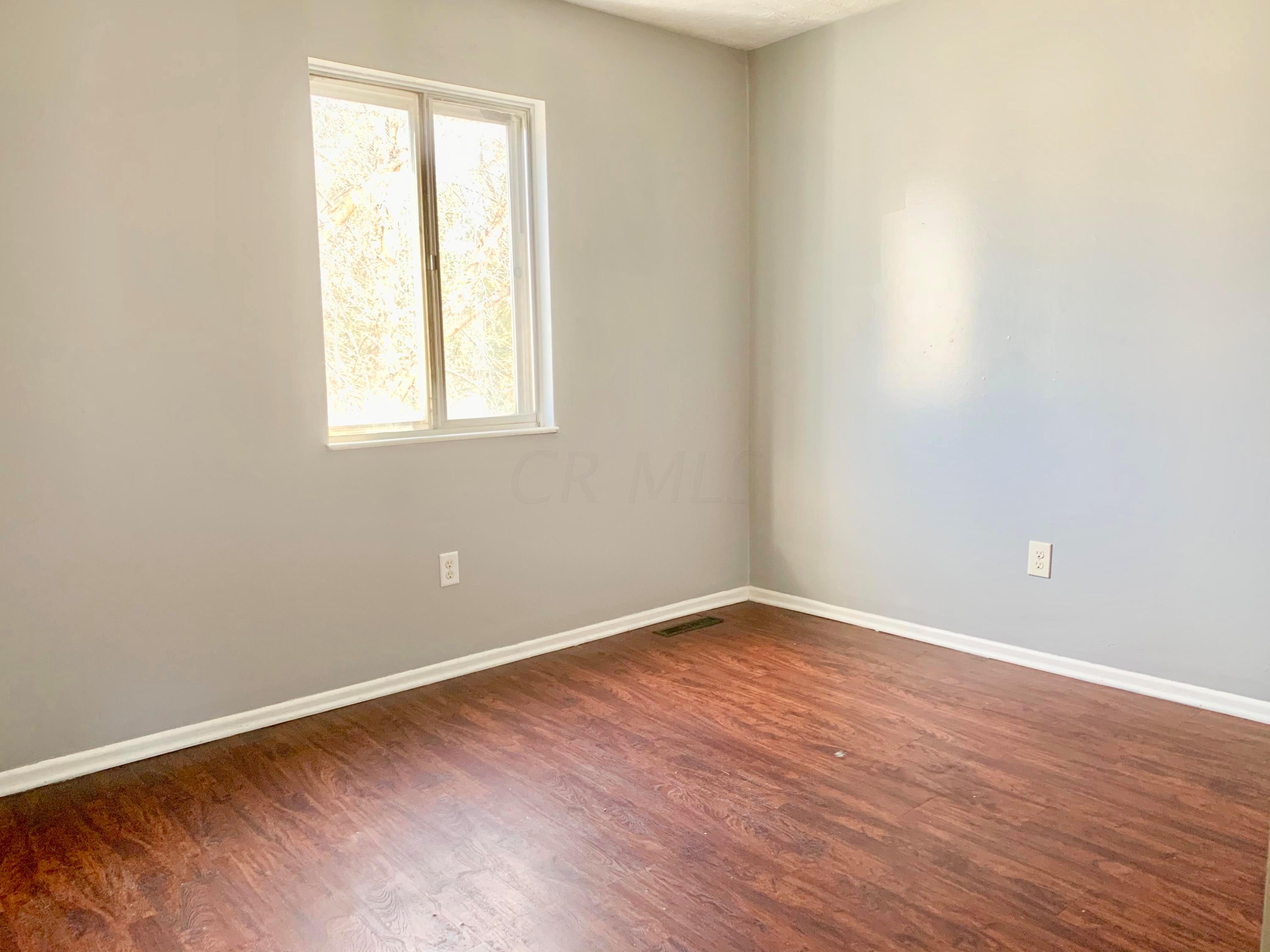 3073 Reynard Road Columbus, OH 43232 - Photo 19 of 30 Gallery Image 19