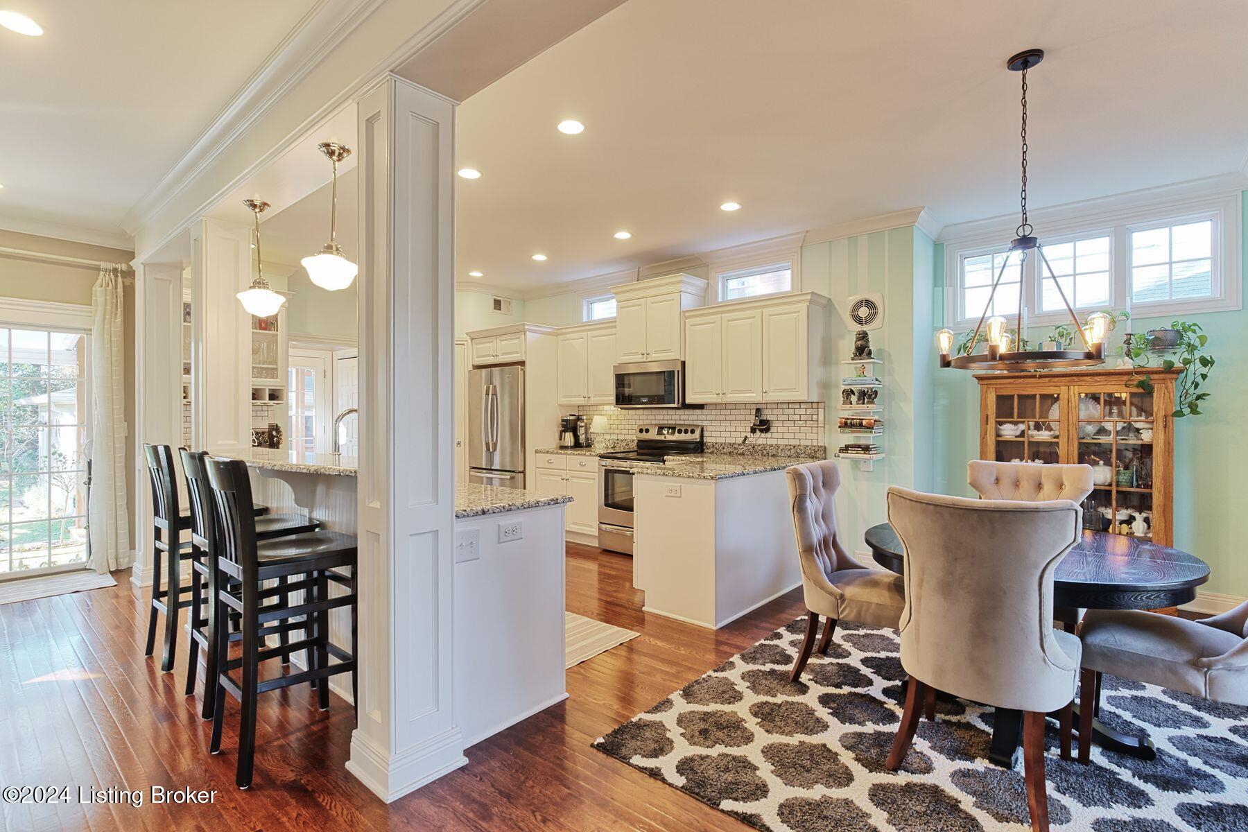 124 Ridgeway Avenue Louisville, KY 40207 - Photo 12 of 45 photo_online_012