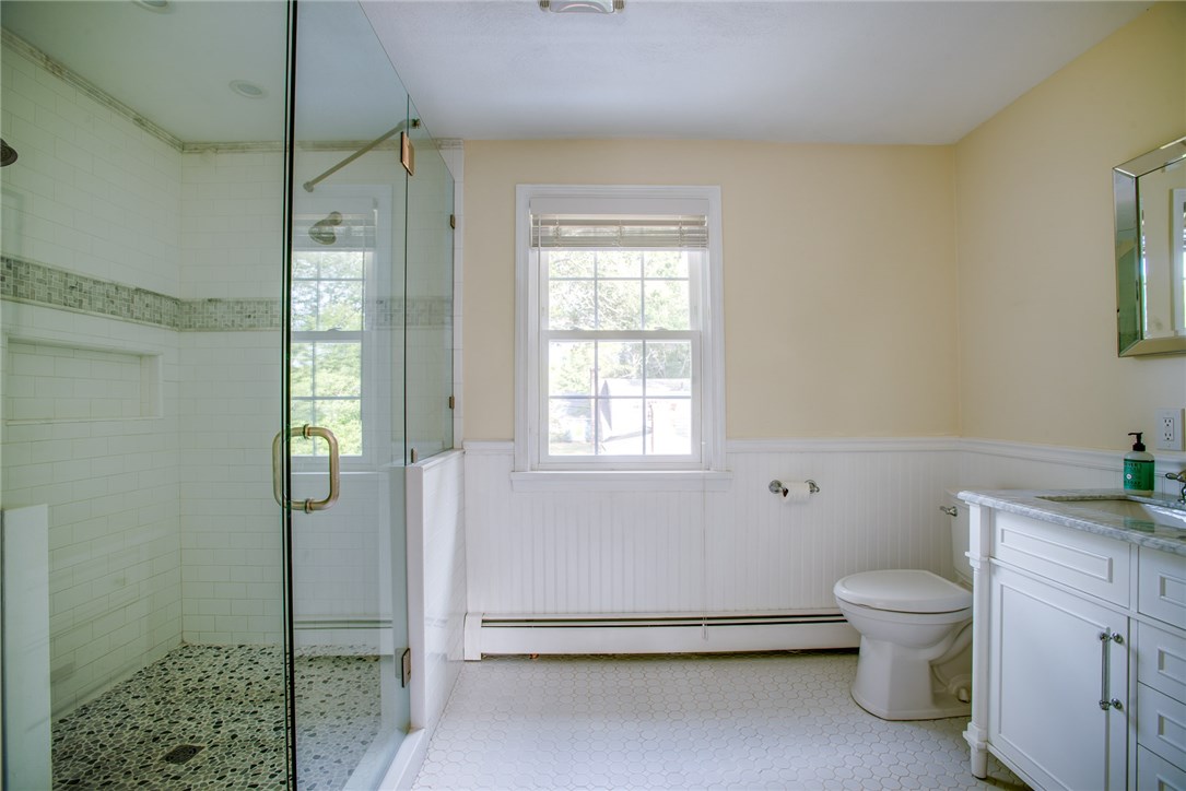 345 Sowams Road Barrington, RI 02806 - Photo 15 of 28