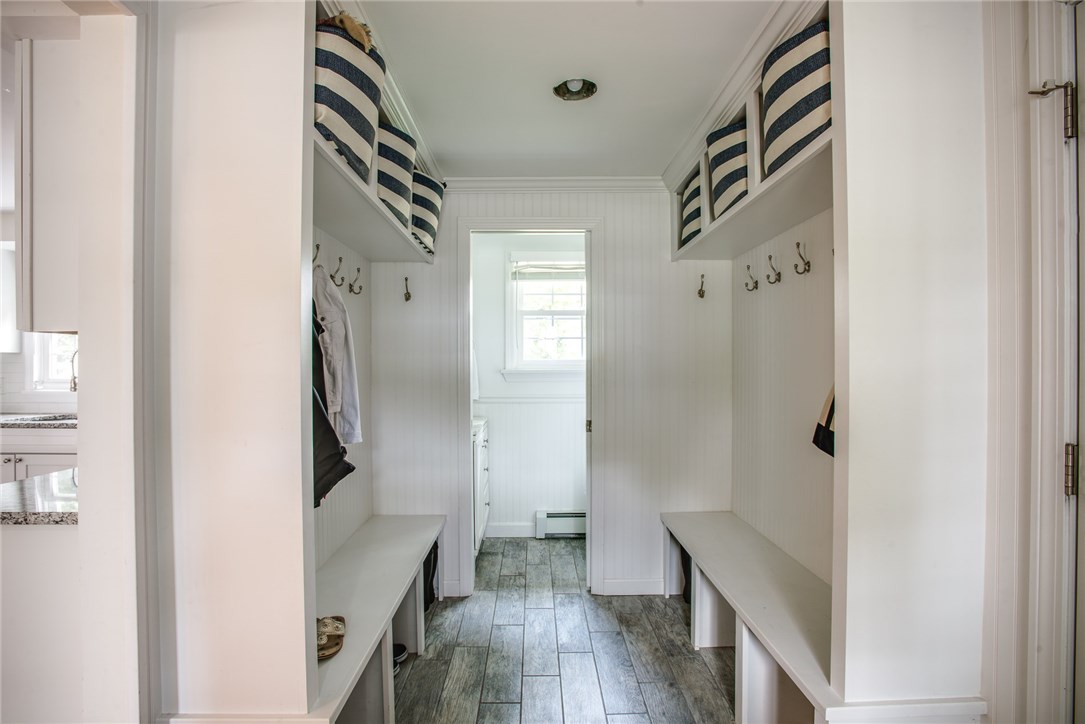 345 Sowams Road Barrington, RI 02806 - Photo 5 of 28