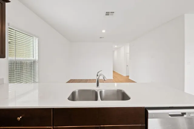 $1,750 | 504 Blanco Vista, Georgetown, TX 78626