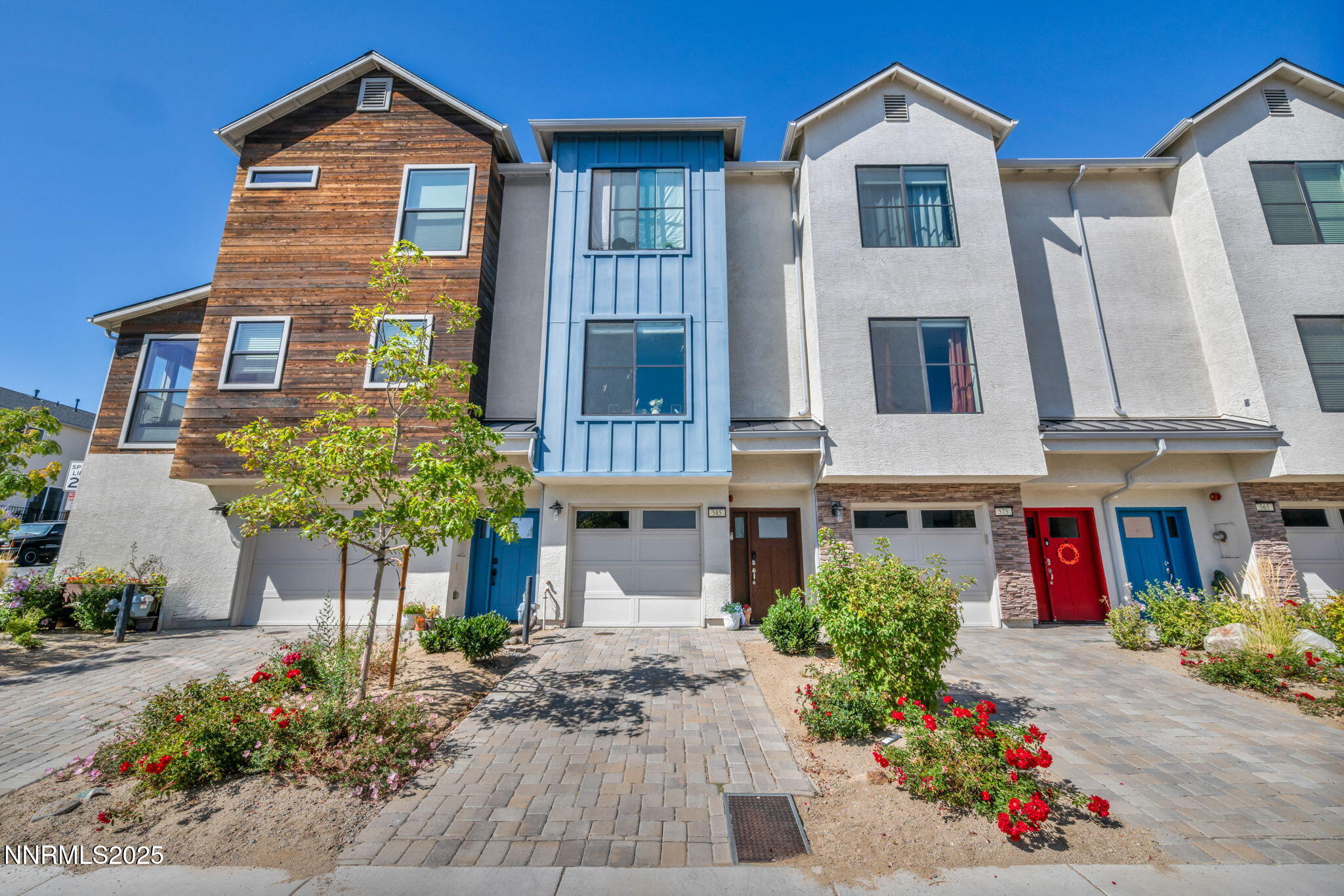 2-web-or-mls-585-logan-jacob-ln