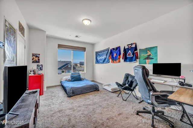 $379,500 | 585 Logan Jacob Lane, Reno, NV 89503