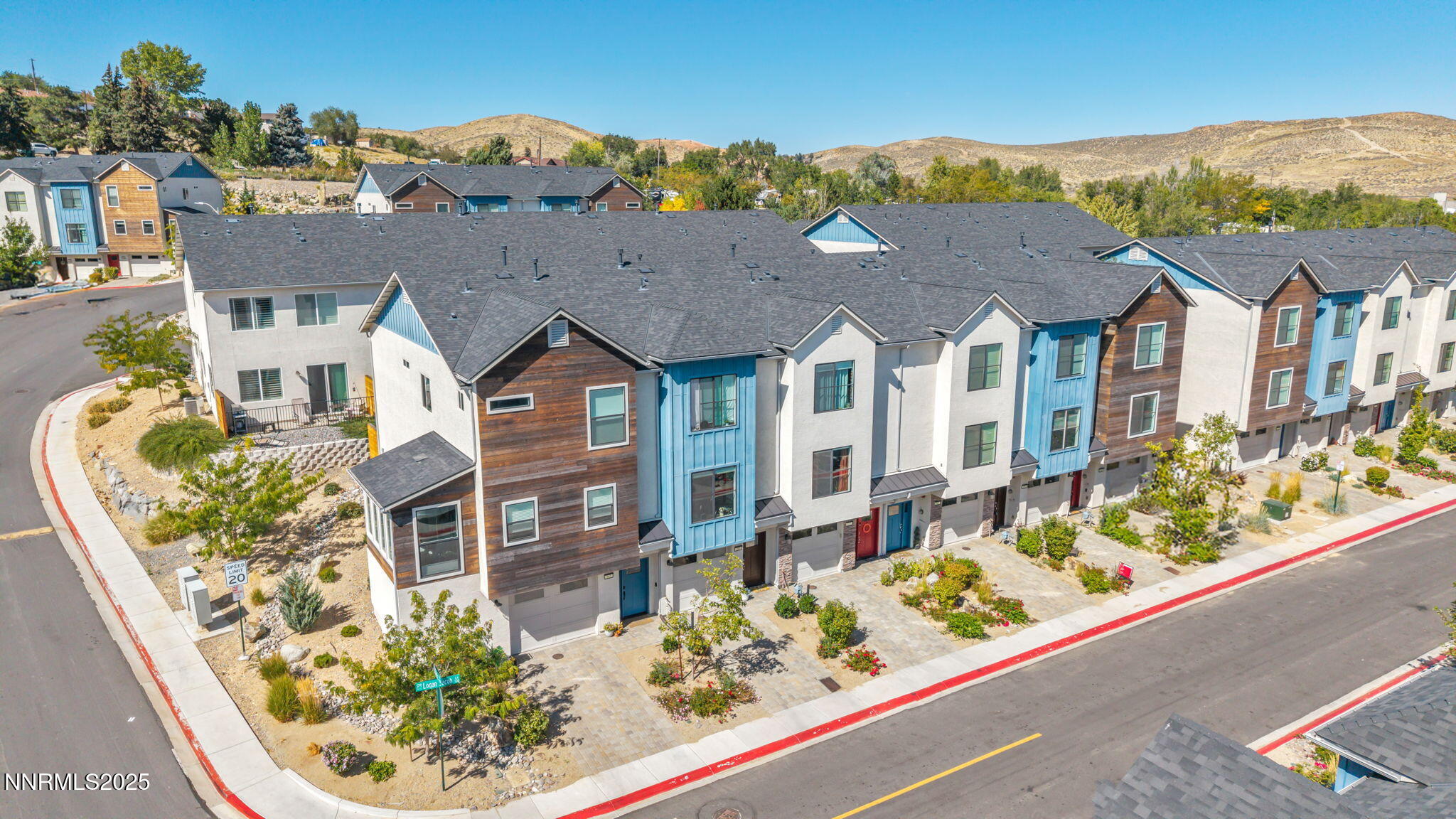 585 Logan Jacob Lane Reno, NV 89503 - Photo 7 of 28 12-web-or-mls-585-logan-jacob-ln