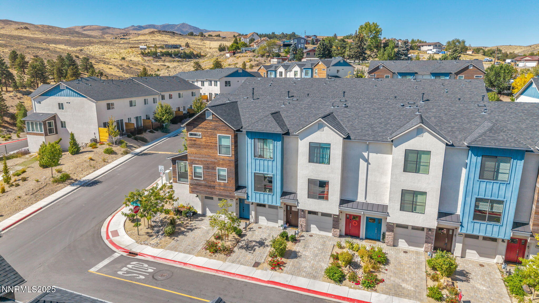 585 Logan Jacob Lane Reno, NV 89503 - Photo 8 of 28 13-web-or-mls-585-logan-jacob-ln