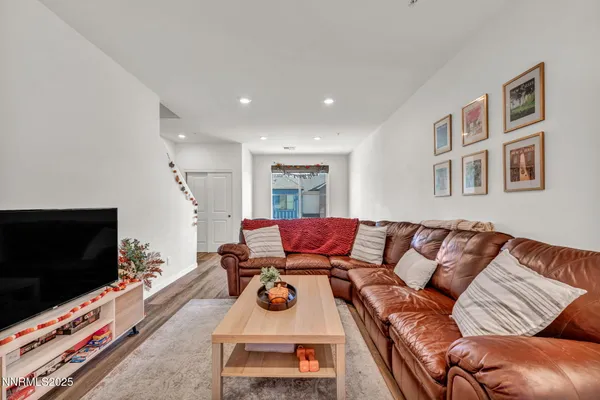 $359,000 | 585 Logan Jacob Lane, Reno, NV 89503
