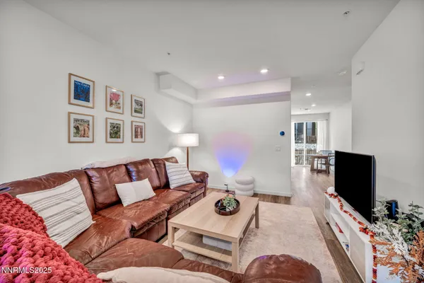 $359,000 | 585 Logan Jacob Lane, Reno, NV 89503