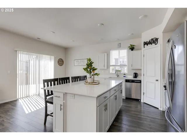 $519,970 | 402 Himalaya St. Northeast, Salem, OR 97301