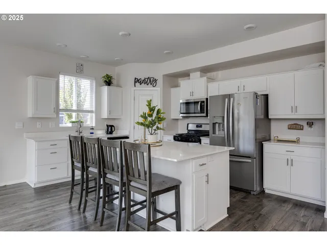 $519,970 | 402 Himalaya St. Northeast, Salem, OR 97301