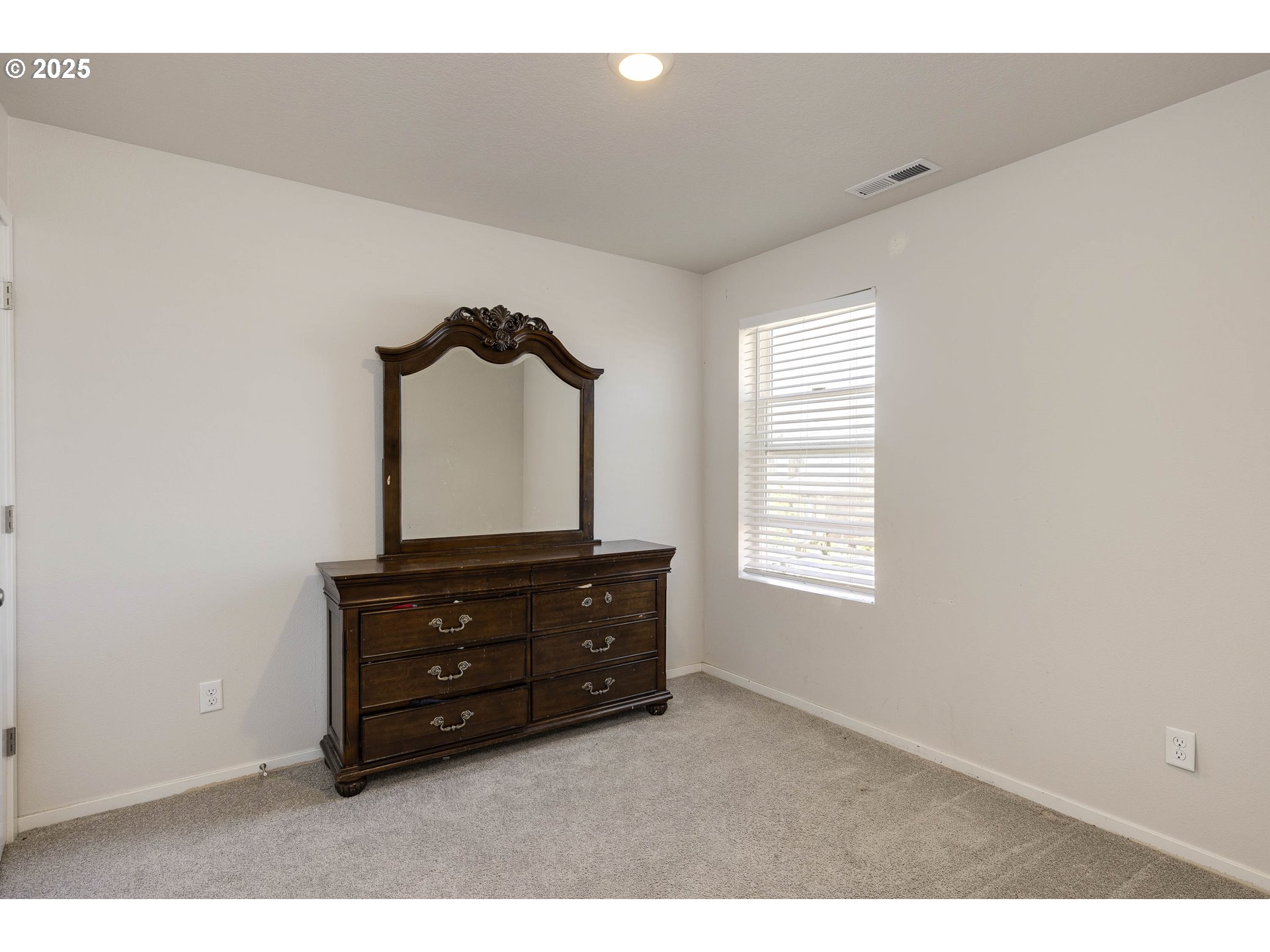 402 Himalaya St. Northeast Salem, OR 97301 - Photo 8 of 44