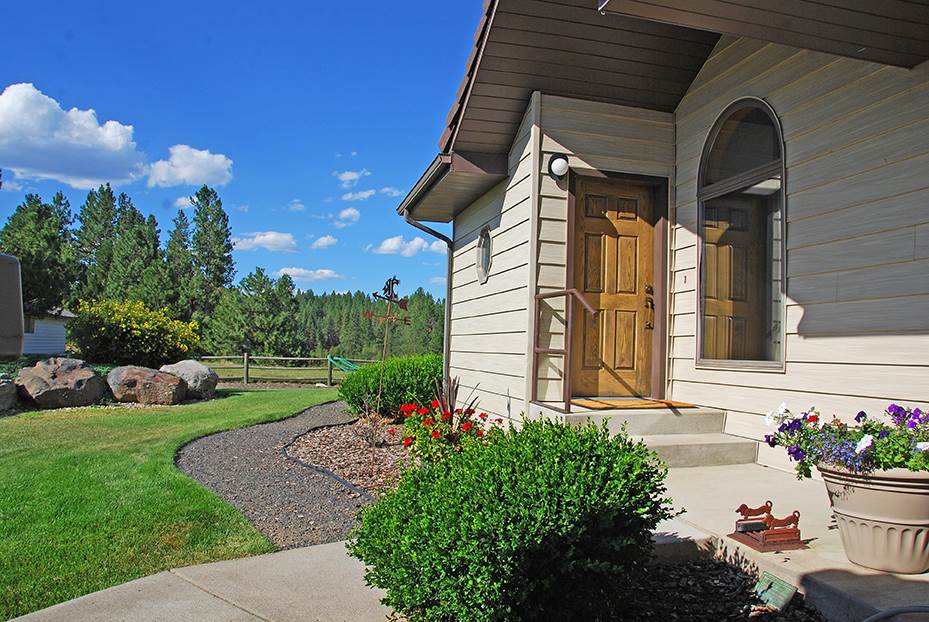 5204 West Staley Road Deer Park, WA 99006 - Photo 2 of 20