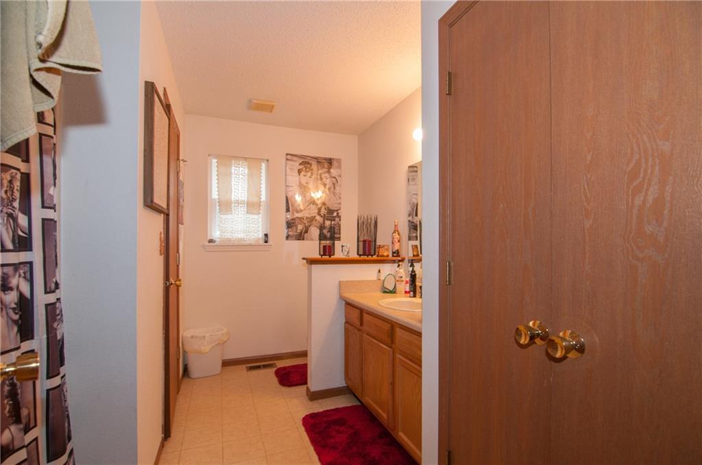 5446 Milhouse Road Indianapolis, IN 46221 - Photo 9 of 22 Gallery Image 9