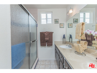 11600 Amigo Avenue Porter Ranch, CA 91326 - Photo 25 of 43
