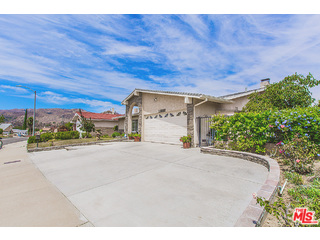 11600 Amigo Avenue Porter Ranch, CA 91326 - Photo 42 of 43