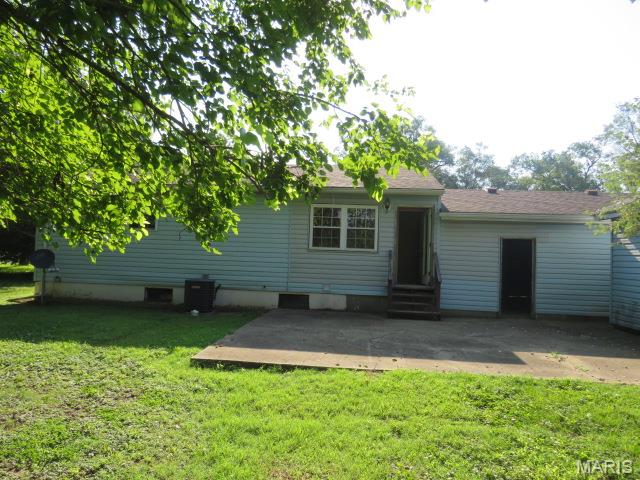 5129 Rapp Road Granite City, IL 62040 - Photo 4 of 12 Gallery Image 4