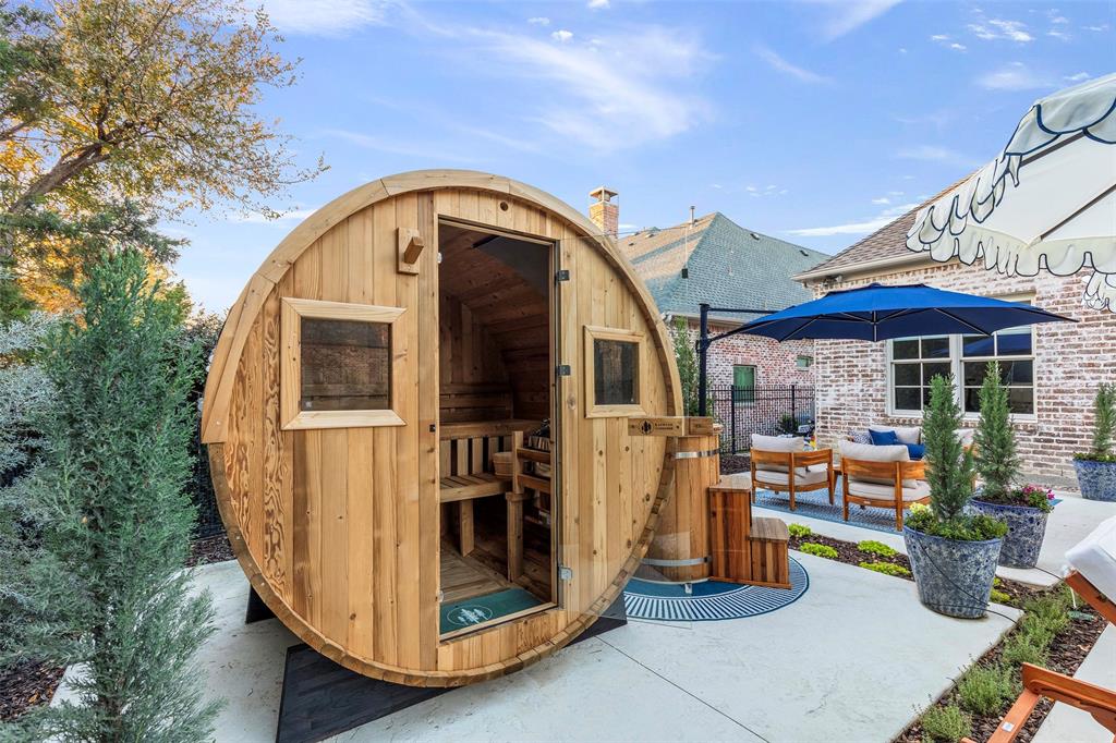 6401 St Michael Drive McKinney, TX 75072 - Photo 31 of 34 a view of outdoor space and deck