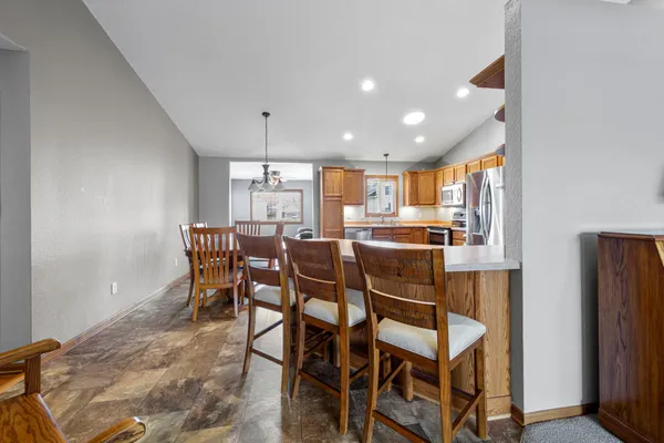 $273,500 | 2406 4th Street Northeast, Waseca, MN 56093