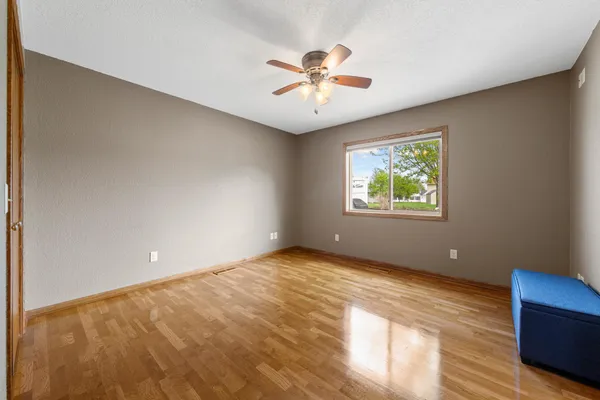 $273,500 | 2406 4th Street Northeast, Waseca, MN 56093