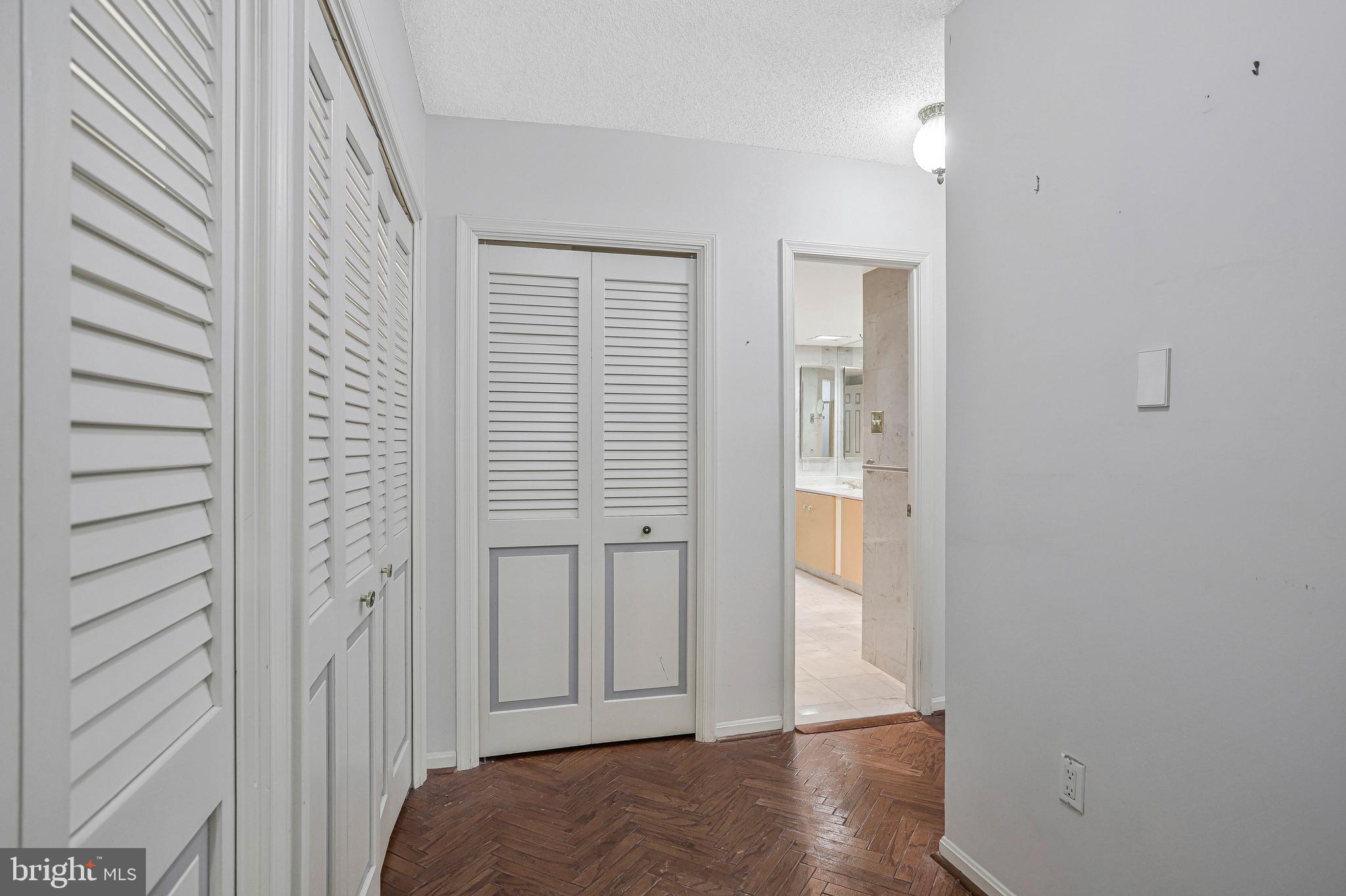 800 25th Street Northwest, Unit 502 Washington, DC 20037 - Photo 22 of 48 a view of a livingroom with wooden floor