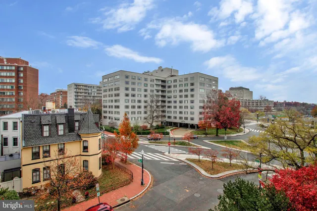 a view of an entryway