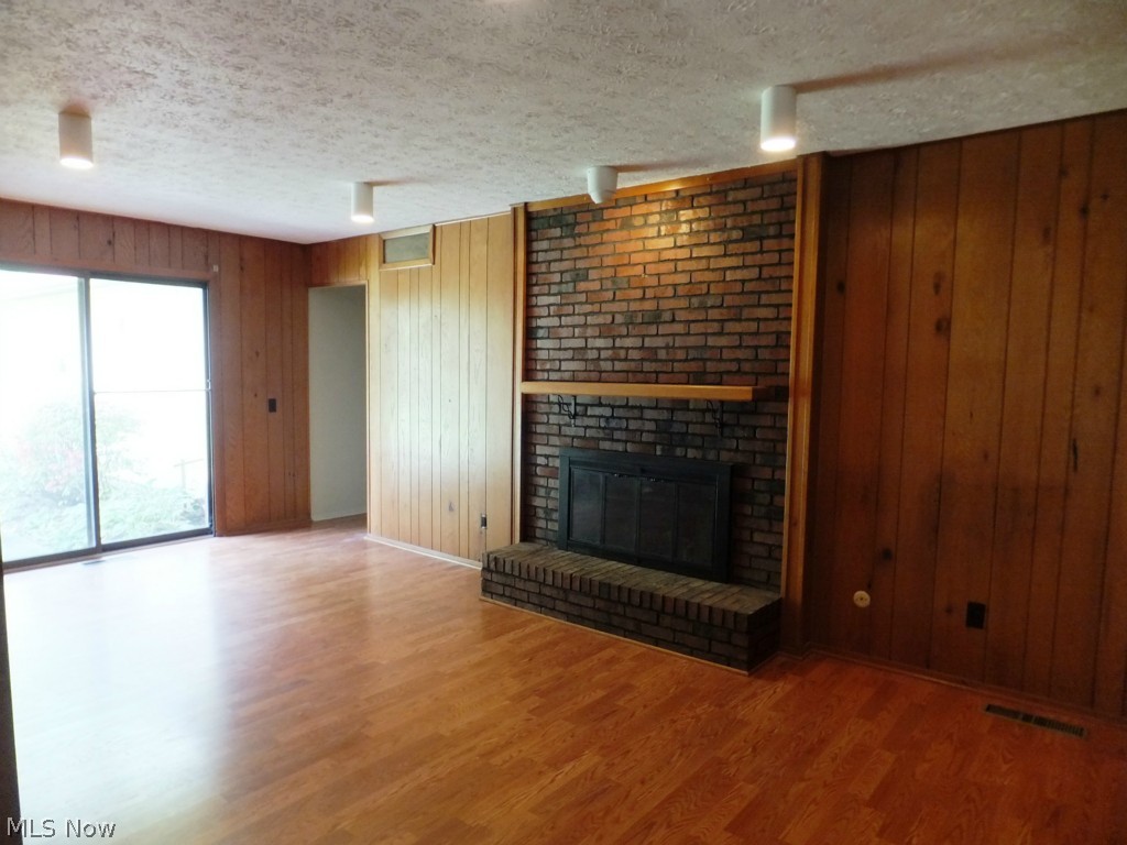 10801 Waterfall Road Strongsville, OH 44149 - Photo 6 of 15 Gallery Image 6