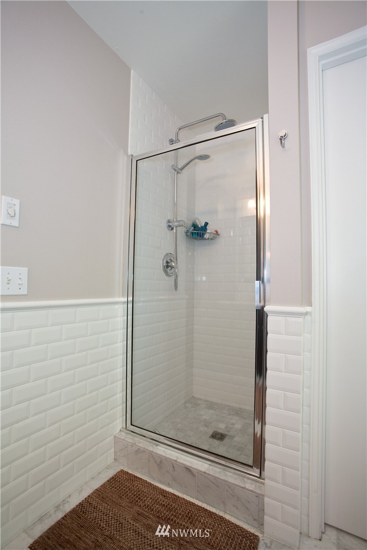 830 14th Street Southwest Edmonds, WA 98020 - Photo 14 of 25