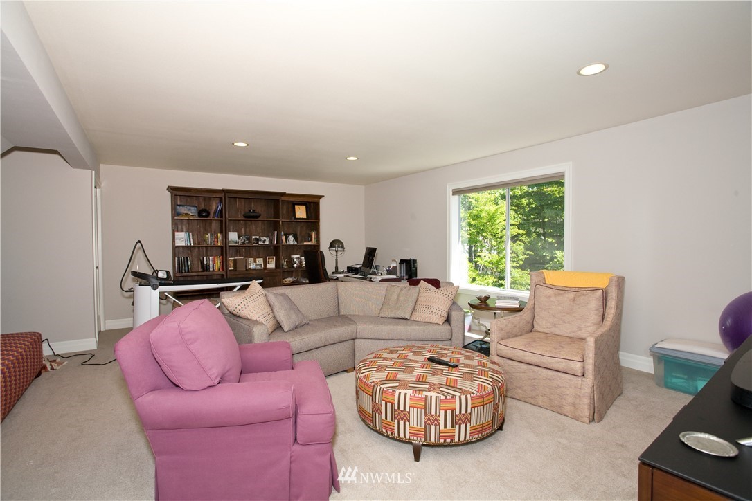 830 14th Street Southwest Edmonds, WA 98020 - Photo 19 of 25