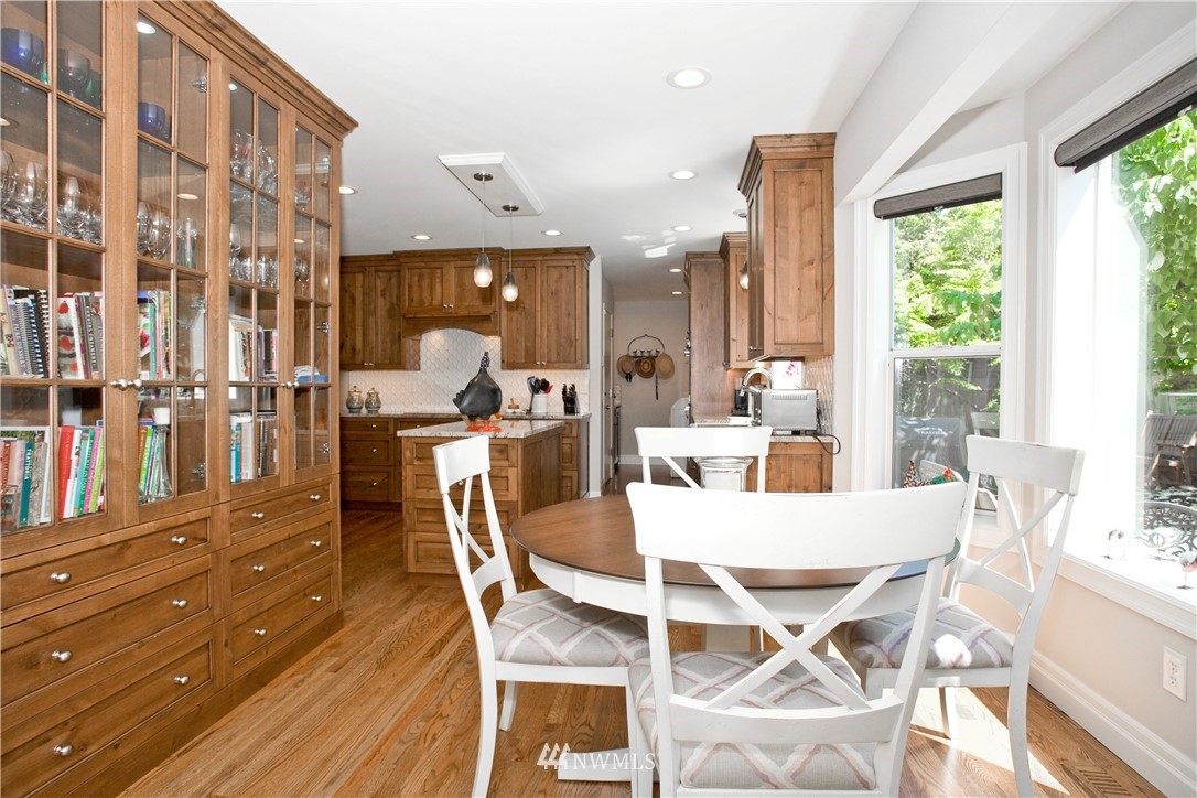 830 14th Street Southwest Edmonds, WA 98020 - Photo 7 of 25