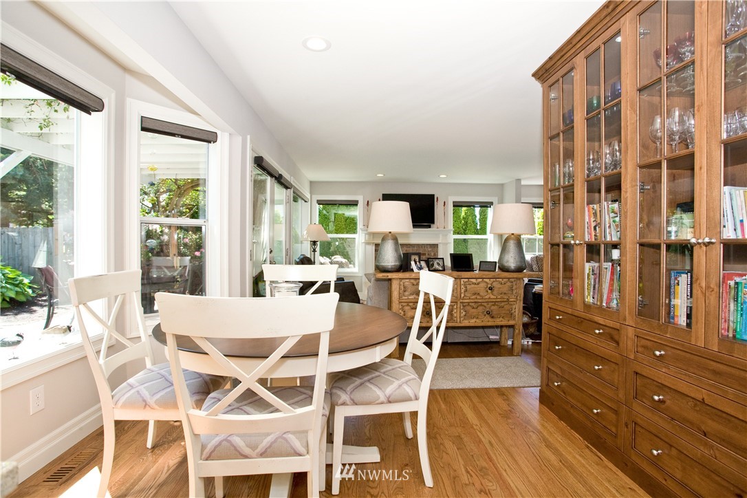 830 14th Street Southwest Edmonds, WA 98020 - Photo 8 of 25