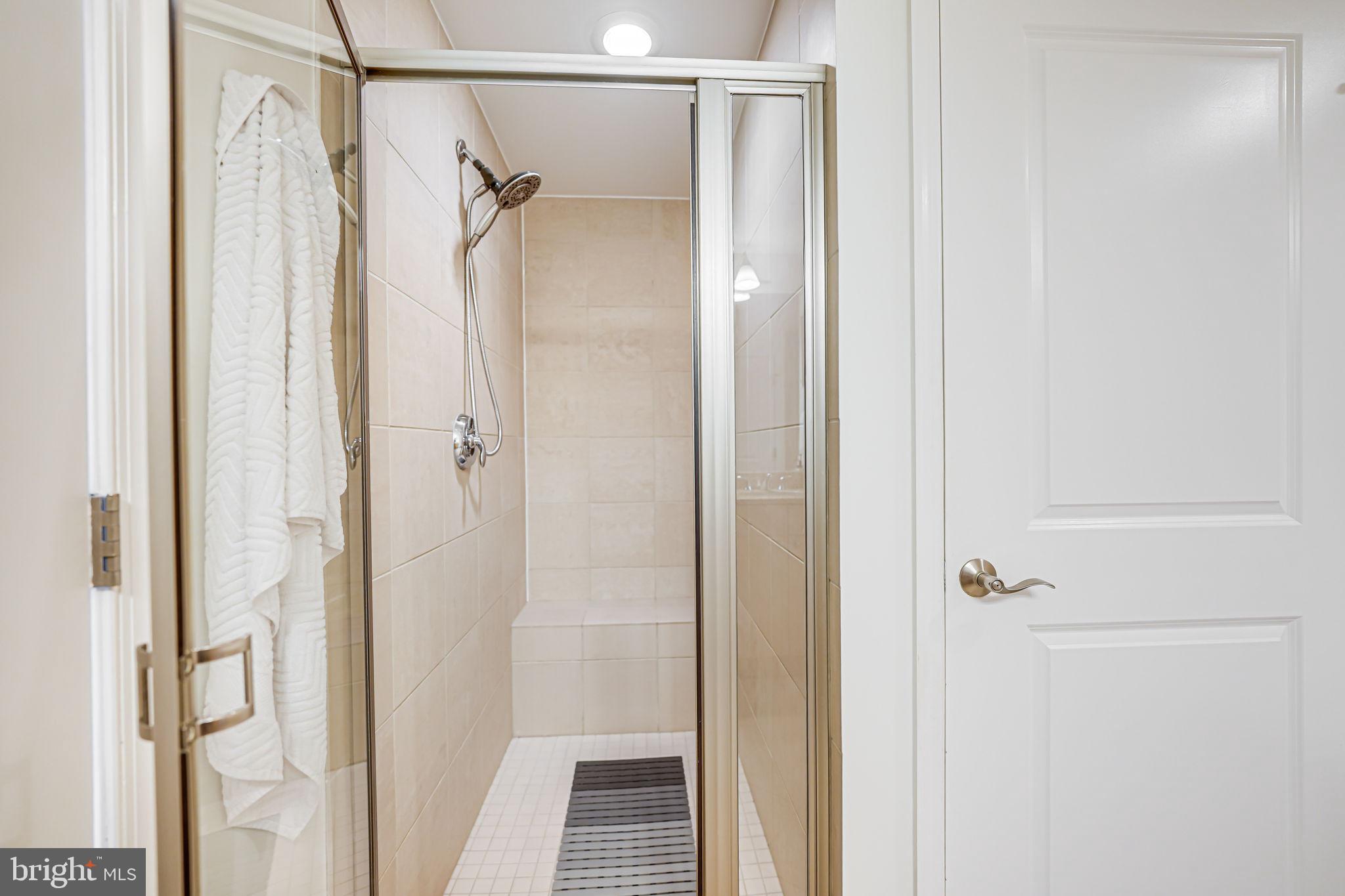 11990 Market Street, Unit 413 Reston, VA 20190 - Photo 25 of 82