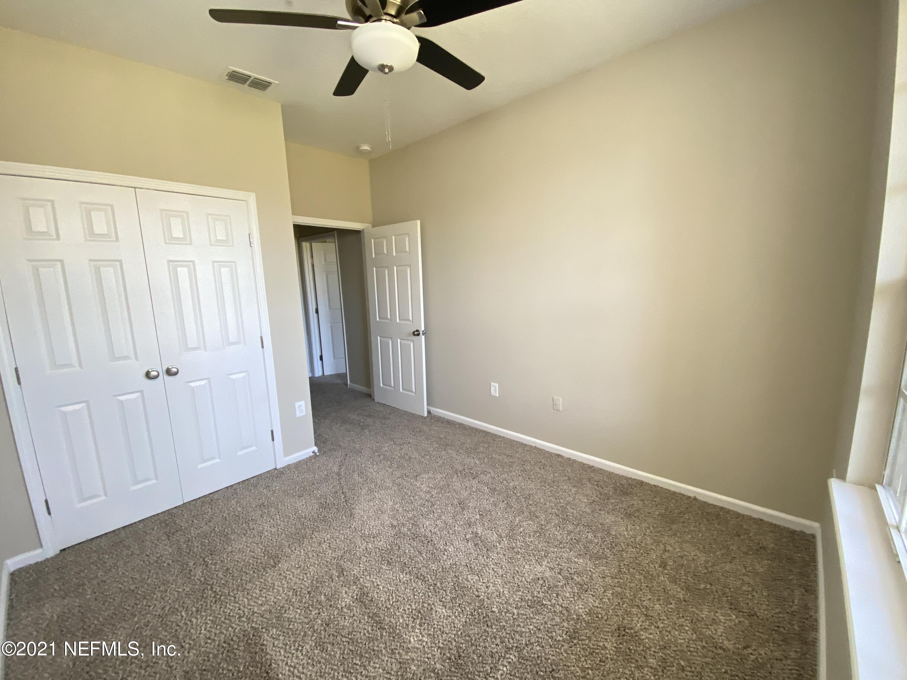 10550 Baymeadows Road, Unit 909 Jacksonville, FL 32256 - Photo 5 of 13 IMG-0546