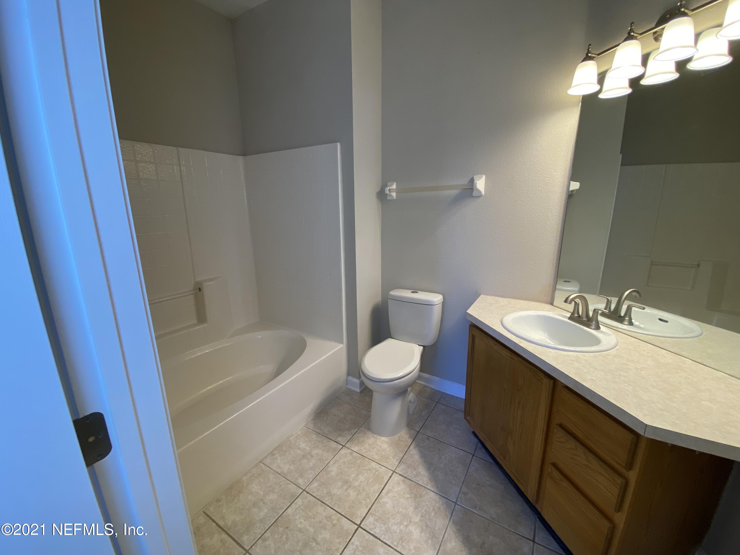 10550 Baymeadows Road, Unit 909 Jacksonville, FL 32256 - Photo 7 of 13 IMG_0557