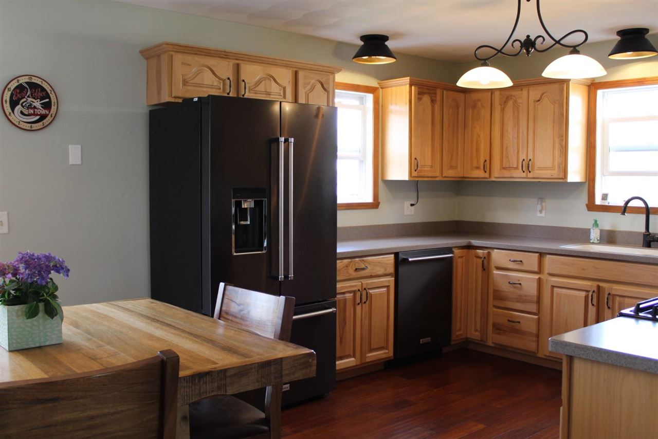 741 Ballymore Road Roscoe, IL 61073 - Photo 14 of 31 Gallery Image 14