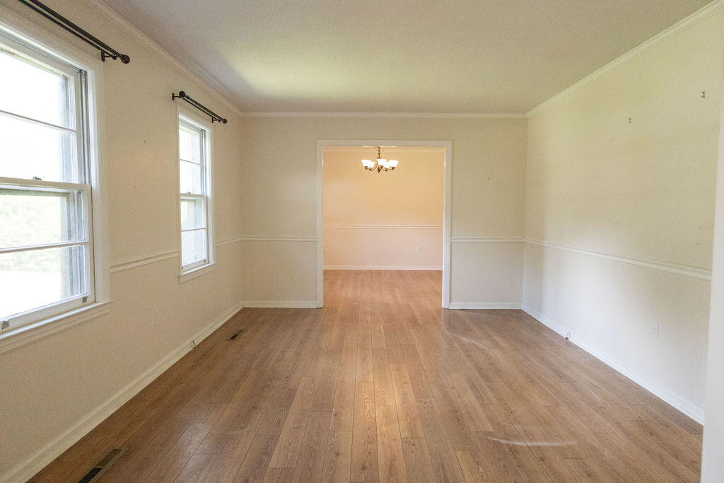 605 Lynnwood Road Walterboro, SC 29488 - Photo 5 of 38 3T6A4483