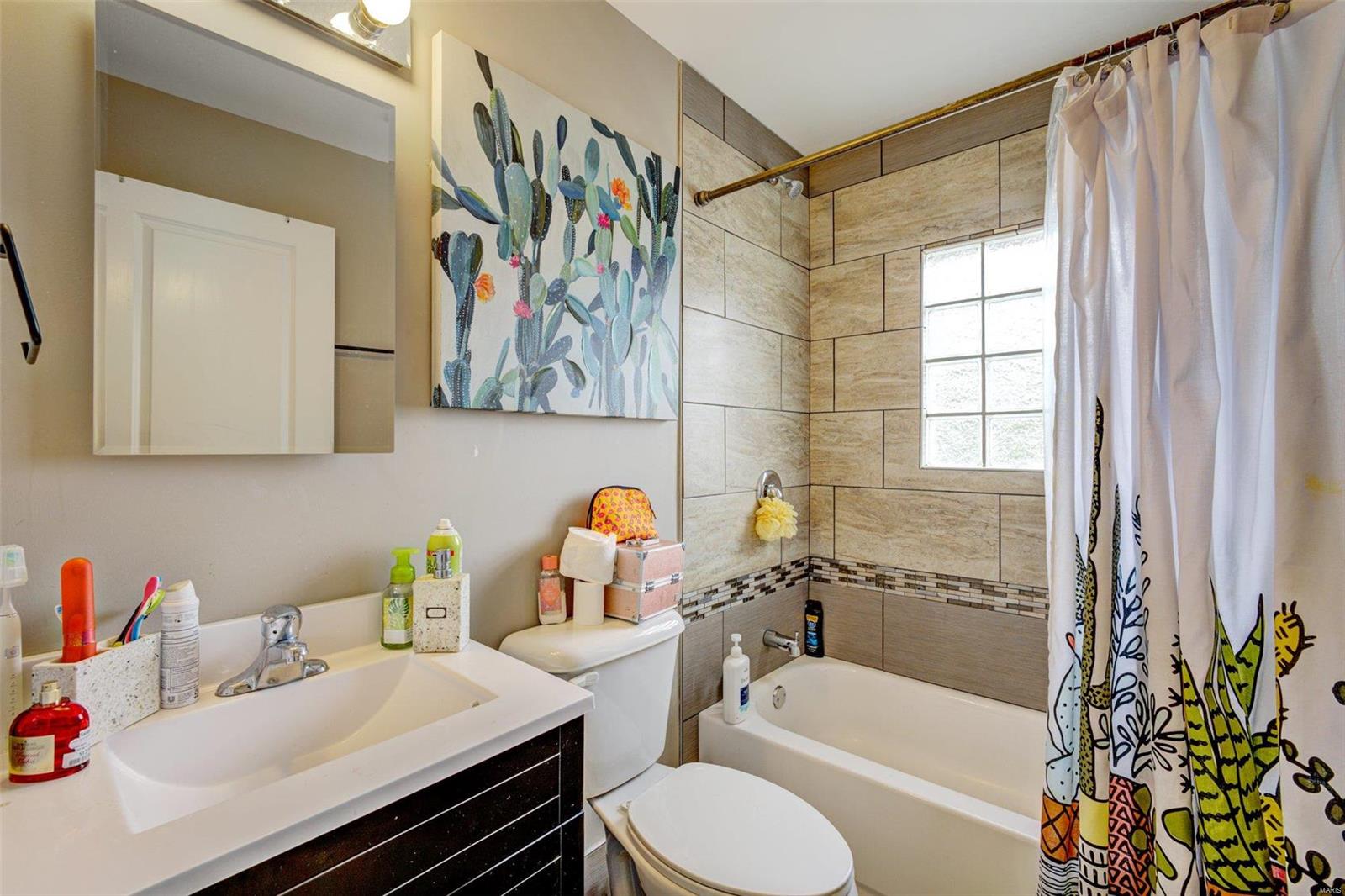 840 North Spoede Road St. Louis, MO 63141 - Photo 8 of 37 Gallery Image 8